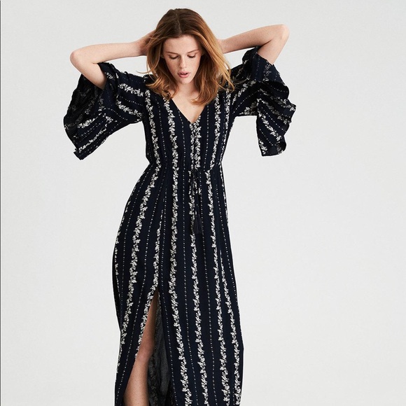 AE Floral Maxi Dress - Picture 6 of 6